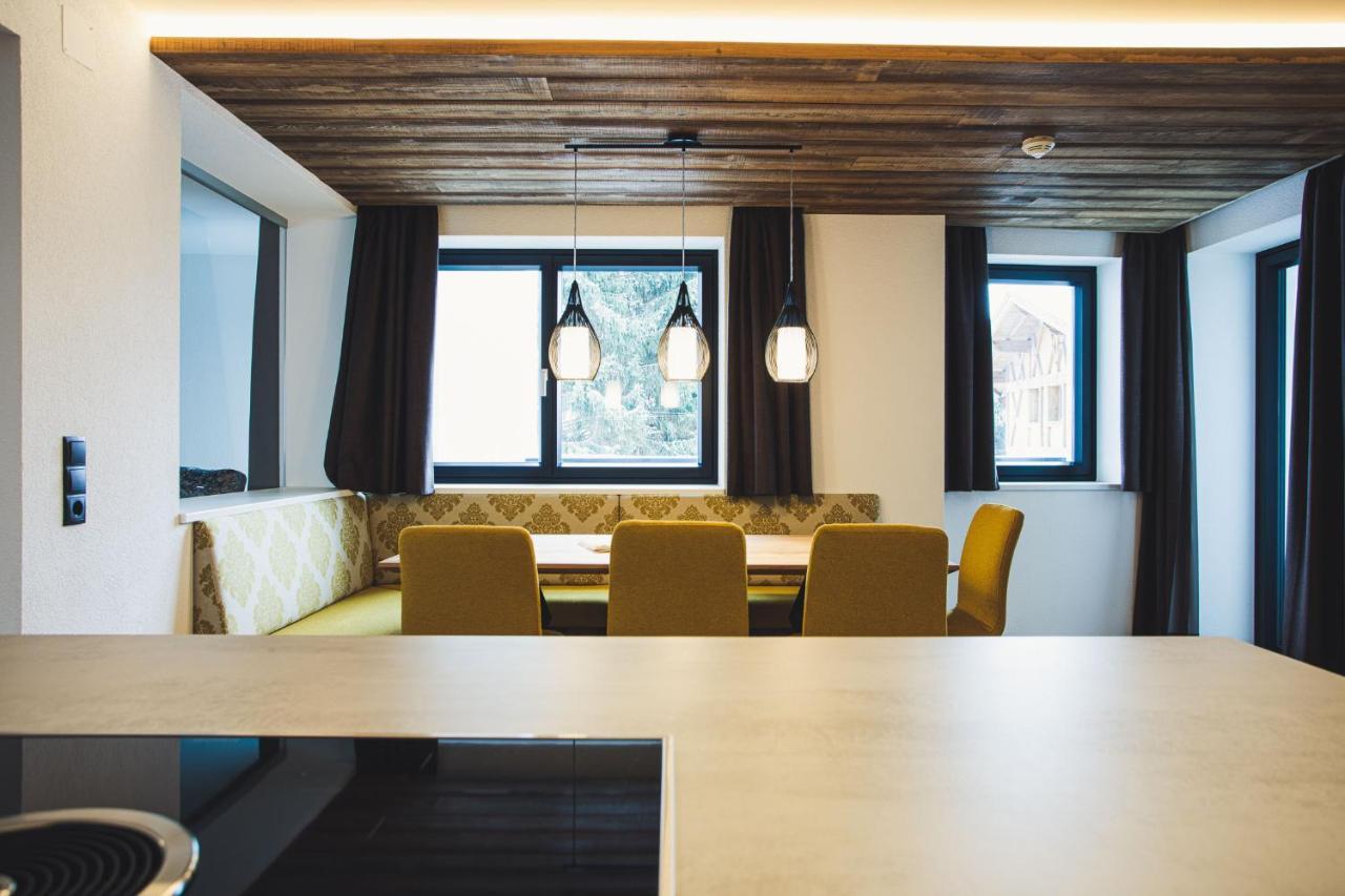 Austria Aparthotel Фис Экстерьер фото