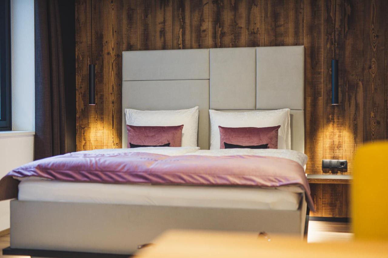 Austria Aparthotel Фис Экстерьер фото