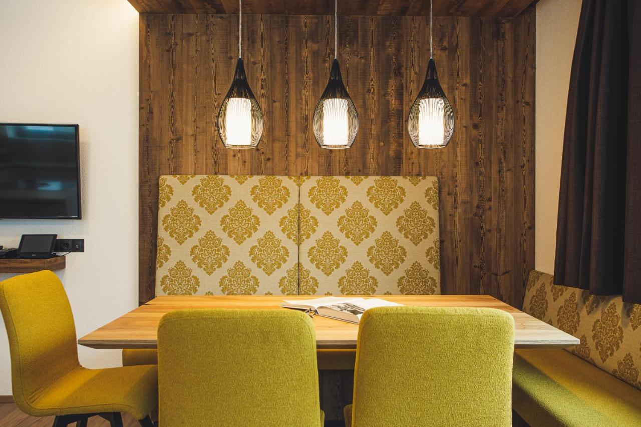 Austria Aparthotel Фис Экстерьер фото
